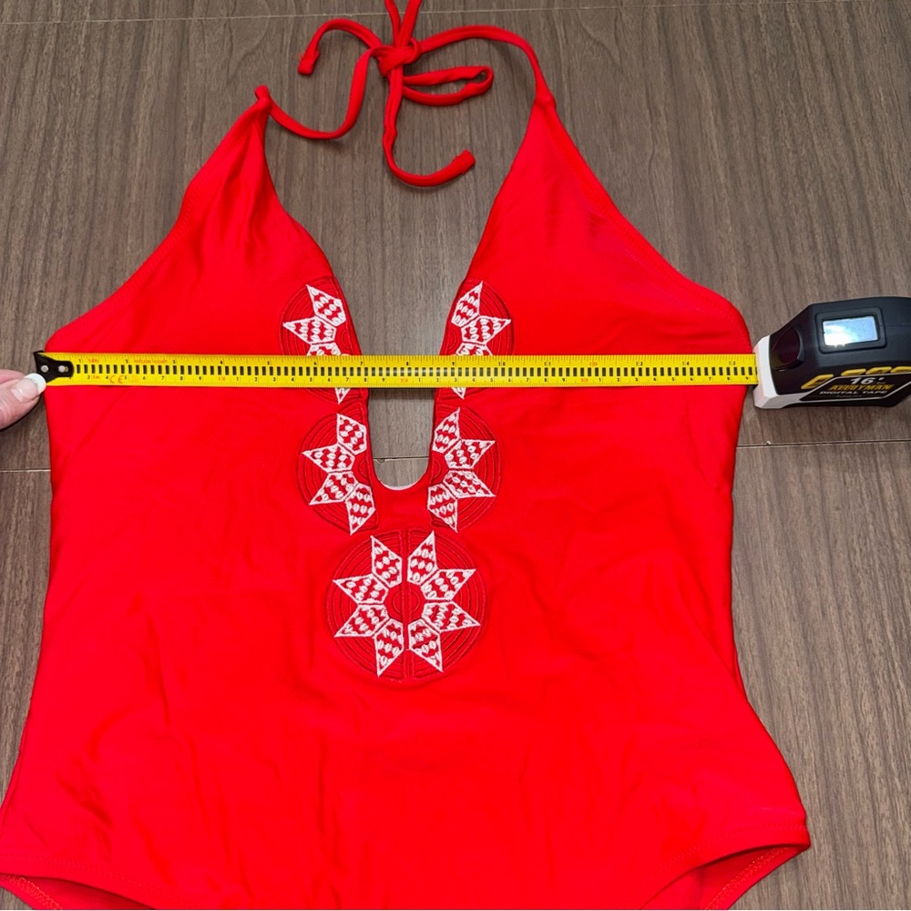 Cupshe Onepiece Large Bathing Swim Suit‎ Red Embroidered Plunging Neck Swimwear - Picture 8 of 10